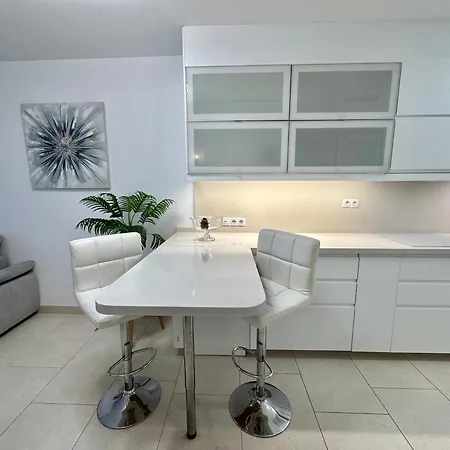 Apartment Capitain Jane's Beachside Haven *