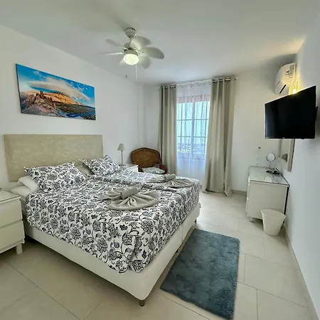 Capitain Jane's Beachside Haven Appartamento