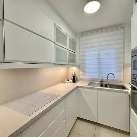 Capitain Jane's Beachside Haven Appartement