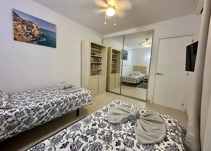 Capitain Jane's Beachside Haven 아칸티라도
